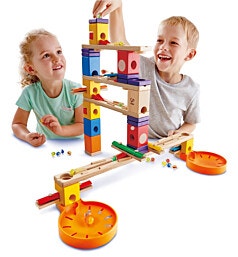 משחק גולות במדרון מעץ 97 חלקים - מוזיקה בתנועה